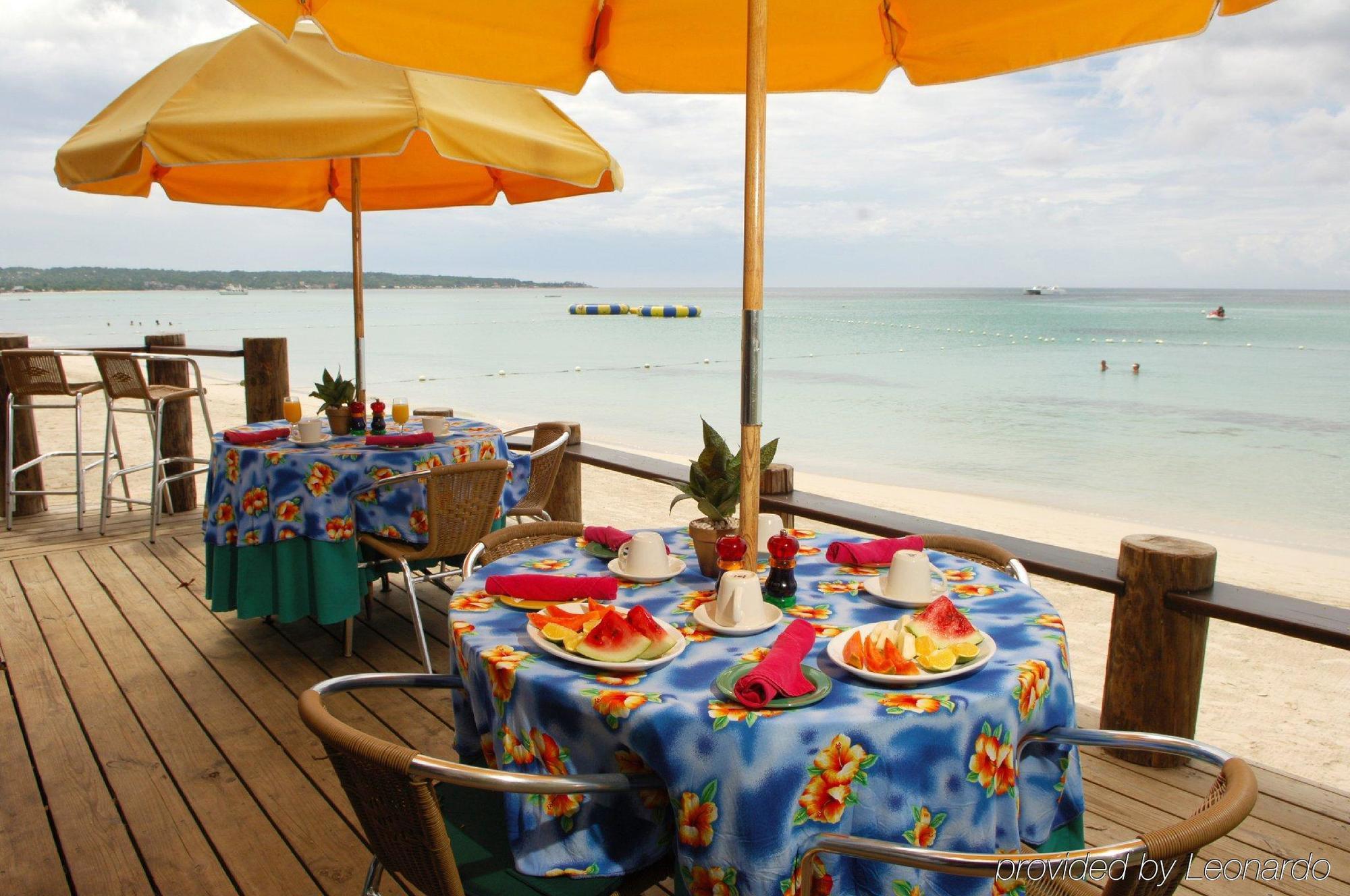 Hotel Country Country à Negril Extérieur photo